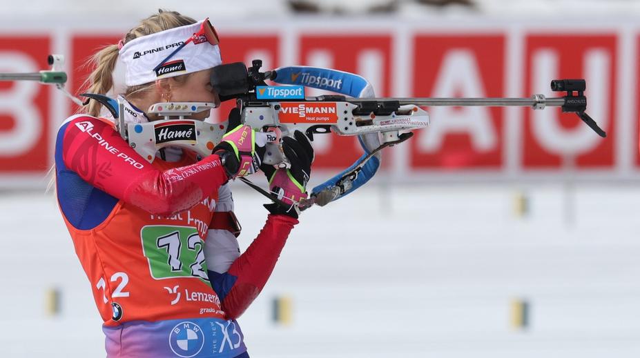Biatlonistky zradila střelba, bodovala jen Voborníková ve třetí desítce
