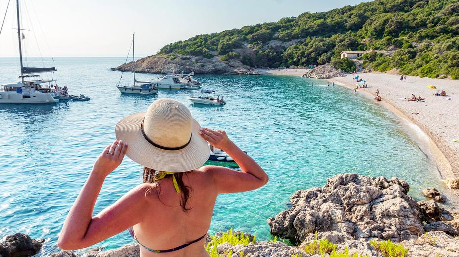 Turistka objevila v Chorvatsku úchvatnou pláž. Je krásnější než na Maledivách, tvrdí
