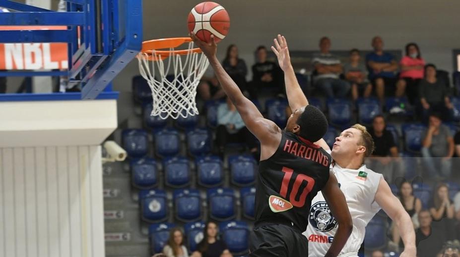 Obrovské překvapení v basketbalové NBL. Nymburk po roce prohrál