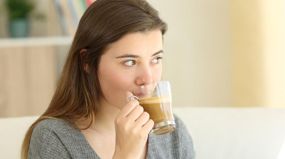 Vědci odhalili vedlejší účinky pití kávy. Tělo vám za pár let nepoděkuje