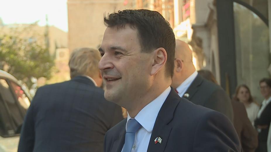 Macinka odletěl do Izraele. S Netanjahuem mluvil o poválečné obnově Pásma Gazy