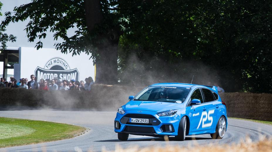Ford ladí Focus RS - nabízí elektronickou ruční brzdu