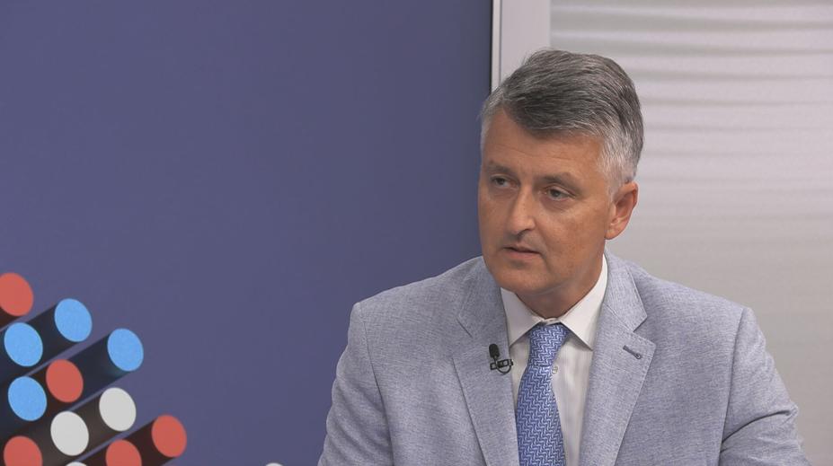 Policie obvinila pět lidí v kauze Správy železnic. Týká se to i bývalého šéfa