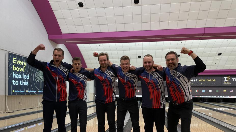 Historický úspěch českého bowlingu. Muže čeká v Dubaji boj o zlato