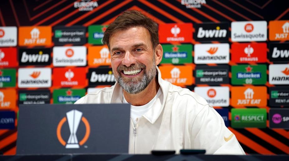 Téměř hotovo! Jürgen Klopp se naplno vrací k trénování a opouští Red Bull