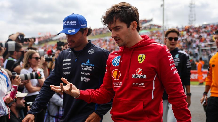 Hvězdy Formule 1 skončily v Itálii na dálnici. Domů jely půjčenou dodávkou