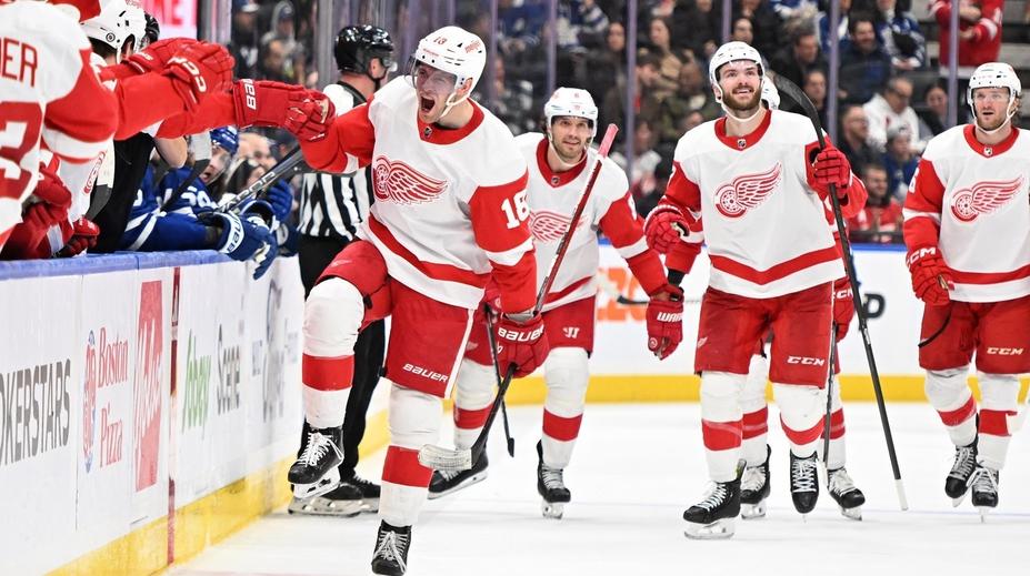 Návrat Samsonova se nepovedl. Detroit vyhrál na ledě Toronta