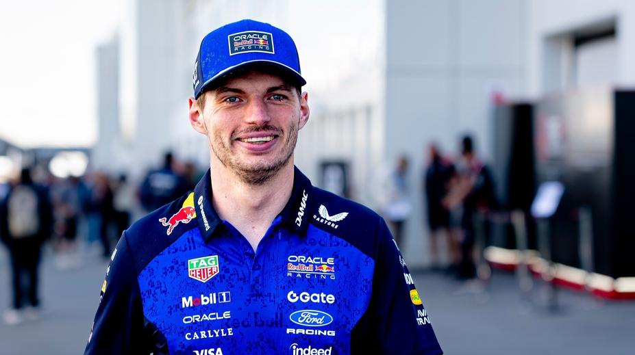 Verstappen se pochlubil fotkami rodiny. Takhle si užívá léto