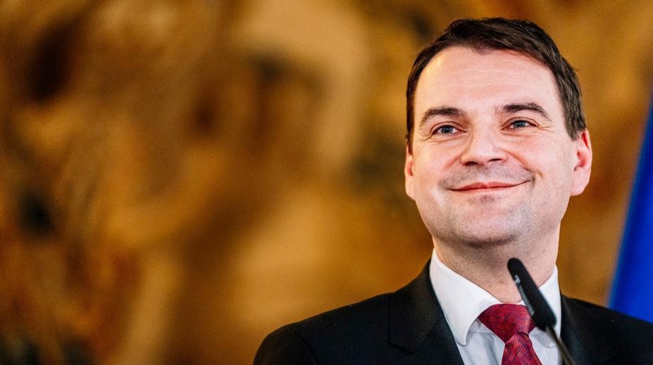 Hnutí Duha se ostře pustilo do Macinky. Chce omluvu, jinak ho bude žalovat