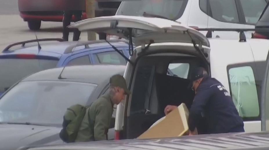 Bezohledná krádež v obchodním centru. Zloději vzali kasičku s dary pro hospic