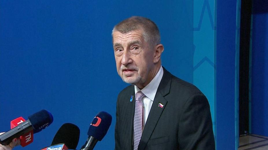 Babiš prozradil, co se dělo za zavřenými dveřmi. S Pavlem nemluvil, řešil se i fotbal