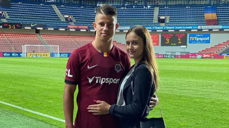 Adame, sluší vám to! Sparťan Hložek představil svou Veroniku