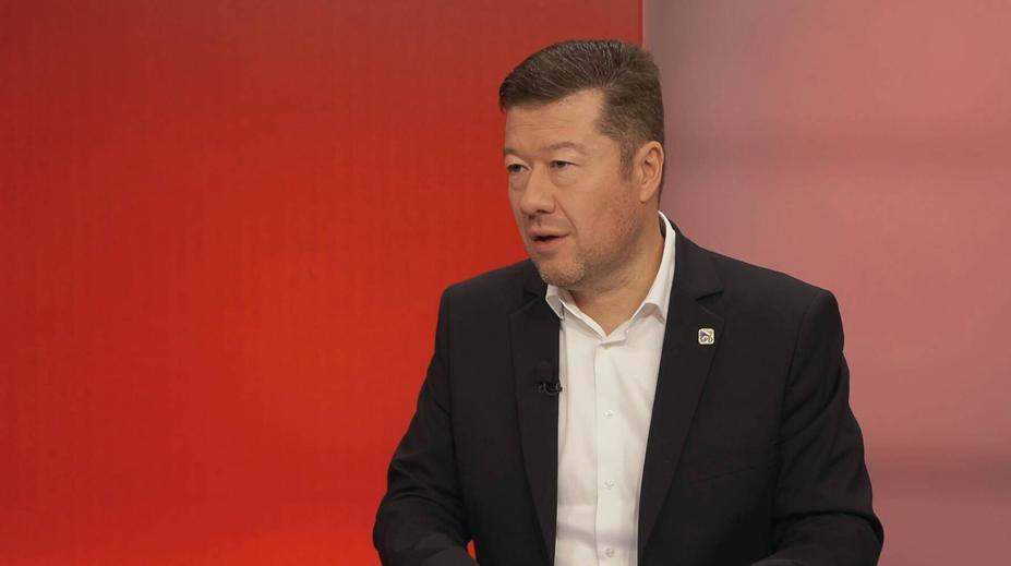 Policie provedla útok na SPD, stěžuje si Okamura. Chce rezignaci Rakušana
