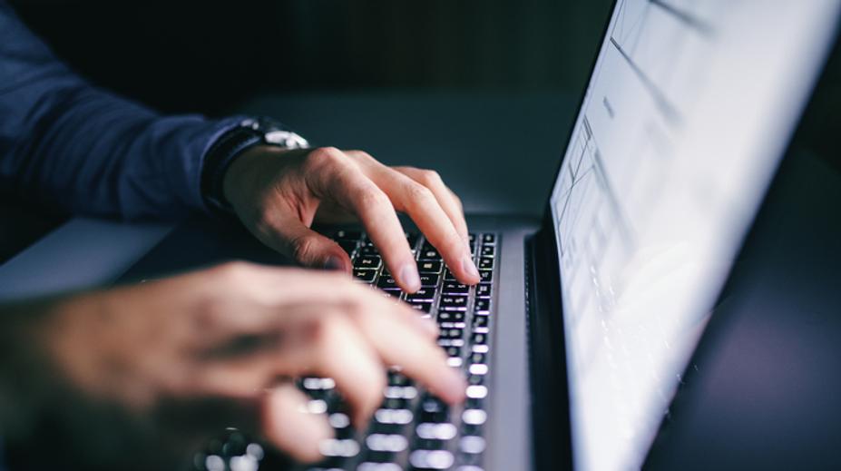 Útok hackerů na populární internetovou službu. Obří únik dat se týká i Čechů