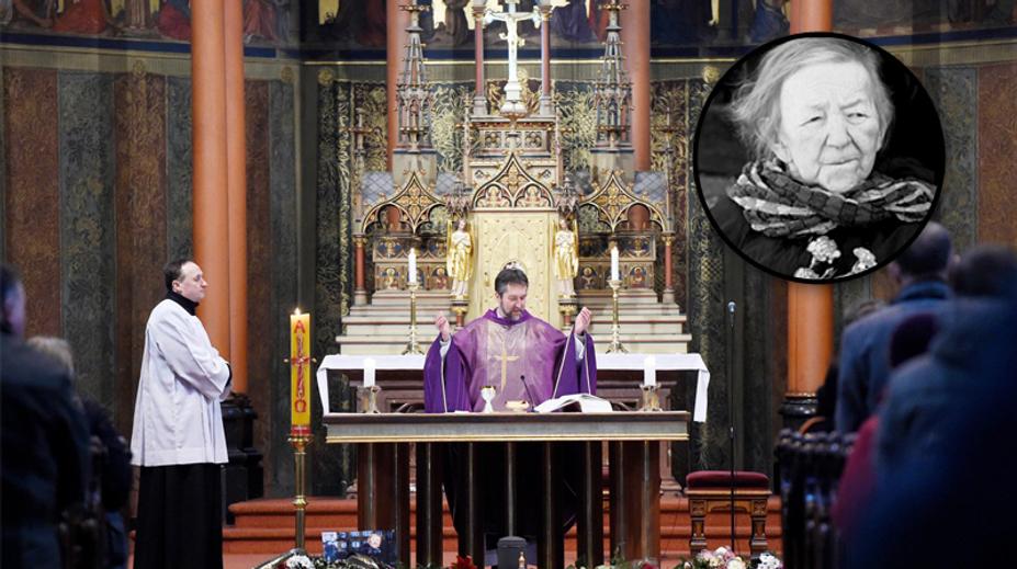 Poslední rozloučení s Jaruš: Do kostela ji přinesli v igelitce! FOTO