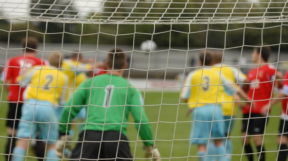 Fotbalový inspektor nestačil počítat, v Dolních Břežanech viděl čtrnáct branek