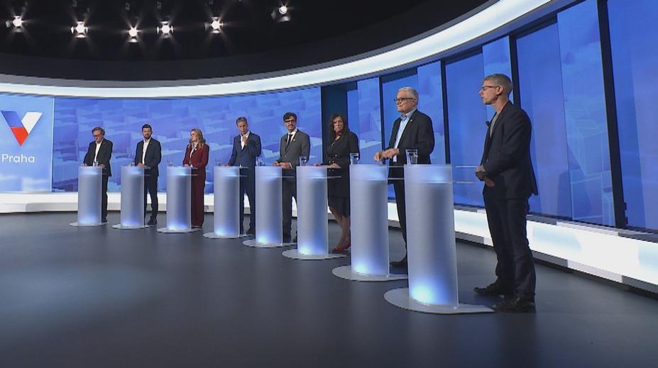 Superdebata z Prahy: Kandidáti odpovídali, zda by zdražili jízdné