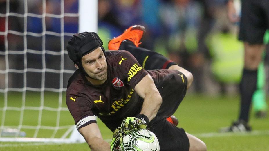 A pak, že je neumí! Čech vychytal proti Chelsea dvě penalty