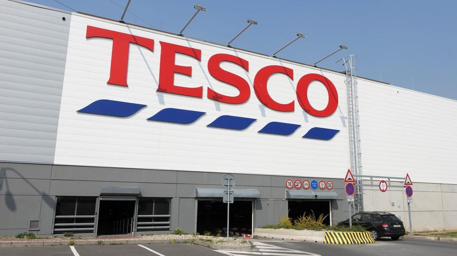 Tesco stahuje nebezpečnou elektroniku. Hrozí, že vybuchne