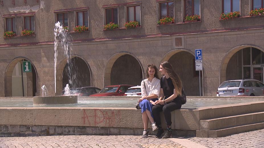 Jurečka je proti smíšeným manželstvím. Diskriminační, vadí gayům a lesbám
