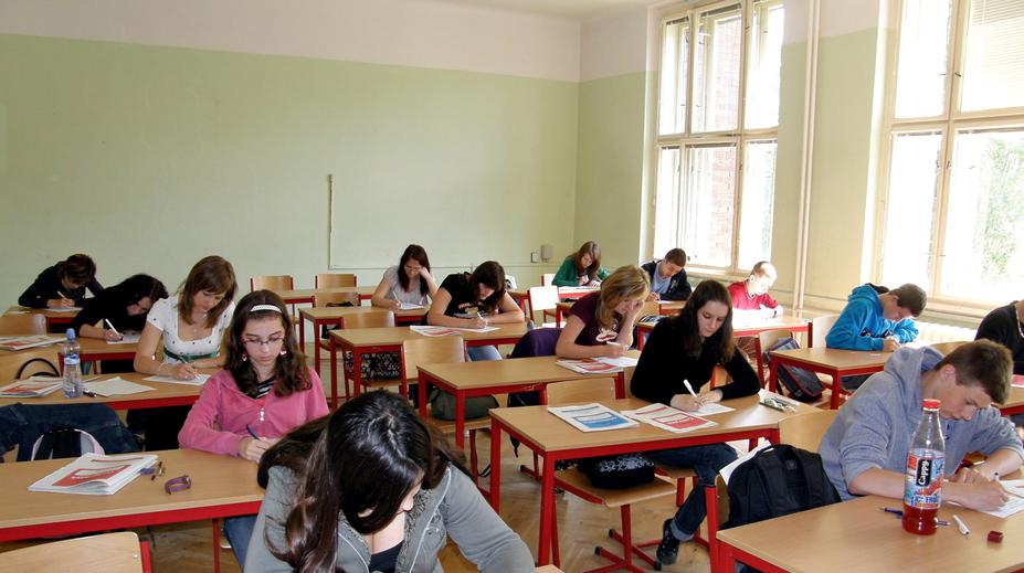 Žáci skládali přijímačky z českého jazyka. Problémy jim dělala přísloví