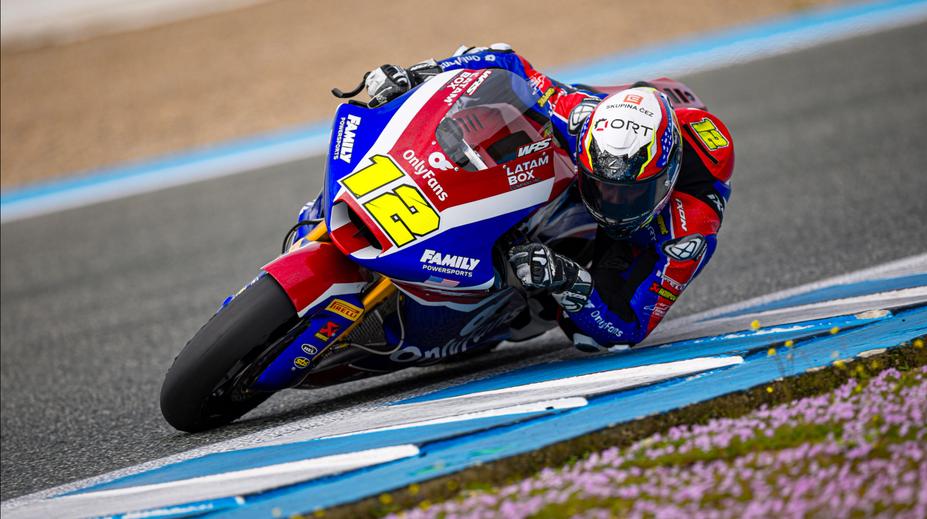Senzace v Británii! Filip Salač ovládl závod na Silverstonu a slaví životní triumf