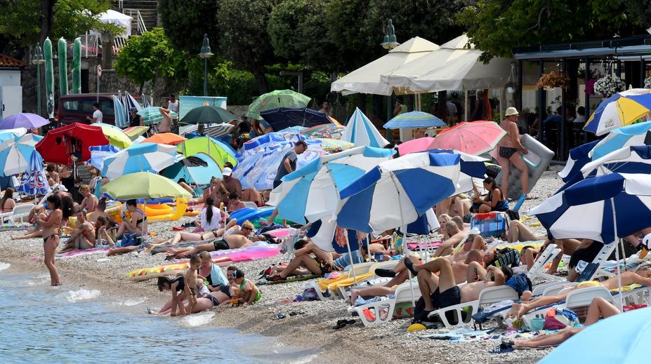 Chorvatsko terorizují sexuální predátoři. Překvapivá reakce starosty