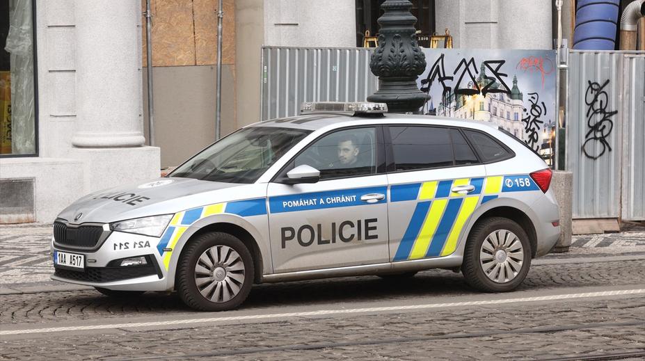 9 případů za tři dny: V Hradci někdo krade toyoty. Už nejsou v Česku, šokovala policie