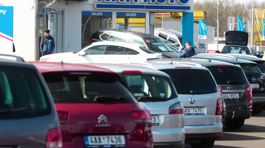 Martině přišlo už 16 pokut za auto, které nevlastní. Stačí k tomu malá chyba