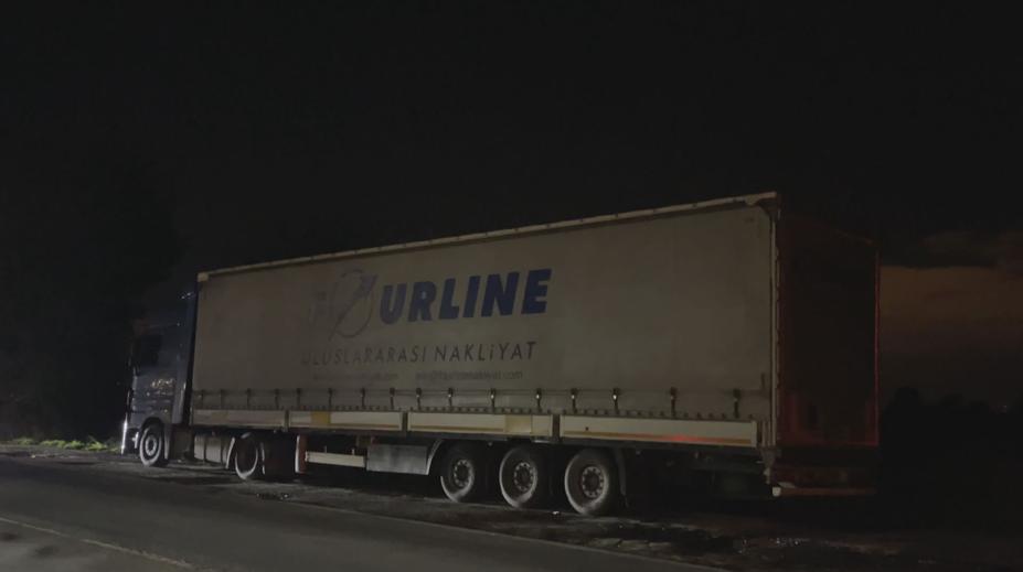 Neštěstí nedaleko Prahy. V kamionu našli mrtvého řidiče z Turecka