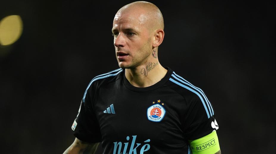 Rozebrali nás jako hračku, říká po Celticu Strelec. Weiss to schytal ve studiu