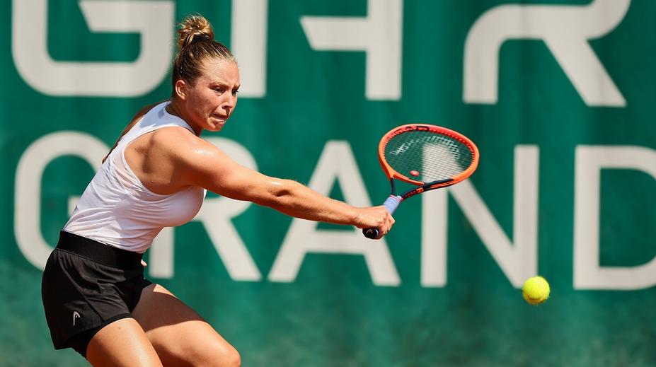 Parádní debut pro tenistku Siskovou. Na okruhu WTA se uvedla výhrou s kanárem