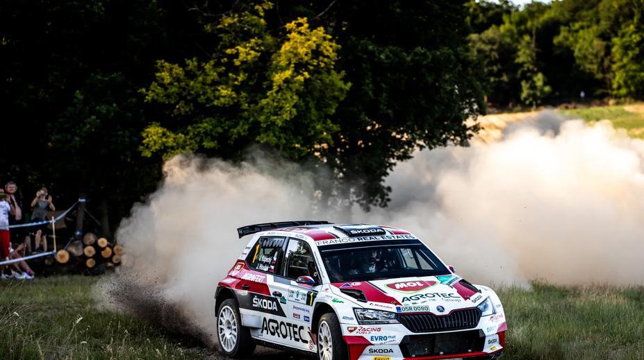 Rally Hustopeče poosmé ovládl Kopecký. V těsném souboji porazil Pecha
