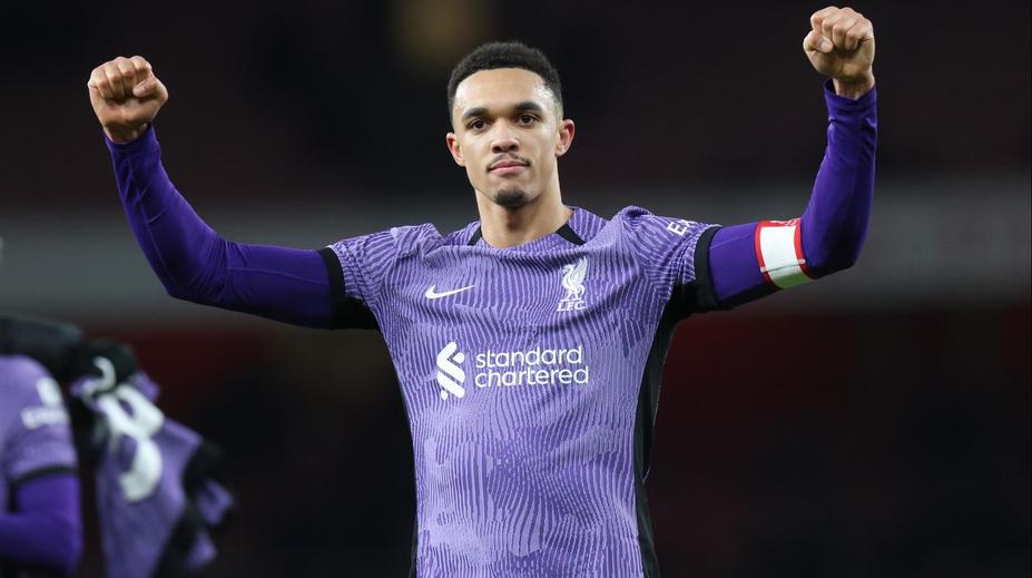 Liverpool ovládl šlágr FA Cupu, Arsenal si dal smolný vlastňák