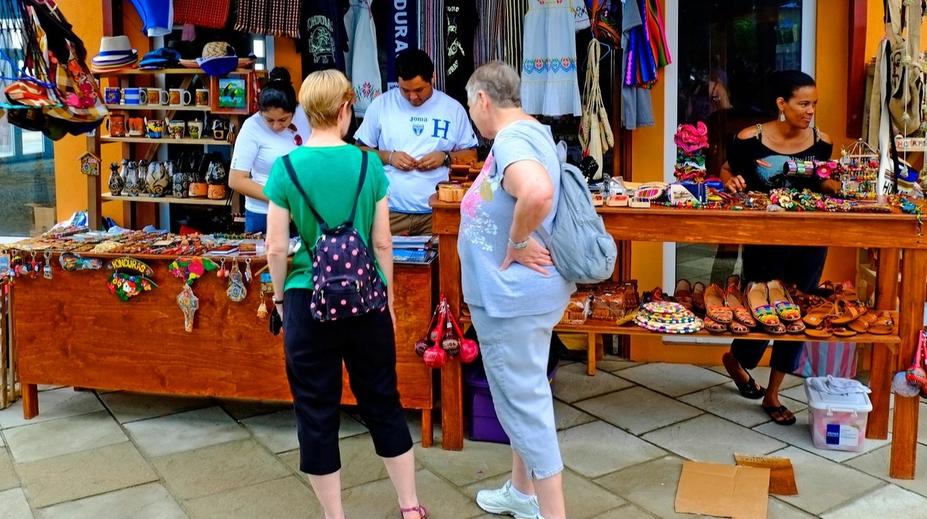Na dovolené zaplatil 5 000 eur za náhrdelník. Až doma zjistil jeho skutečnou cenu
