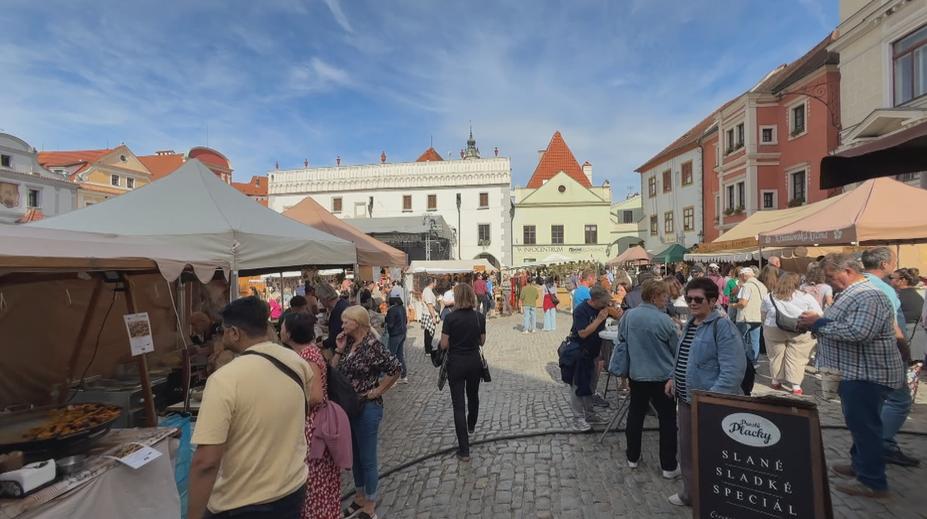 Česko oslaví Den české státnosti. Po celé republice se konají poutě a slavnosti