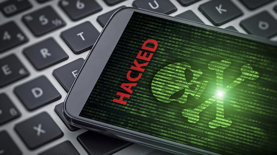 Telefony napadá sofistikovaný virus. Může vám vyluxovat bankovní účet
