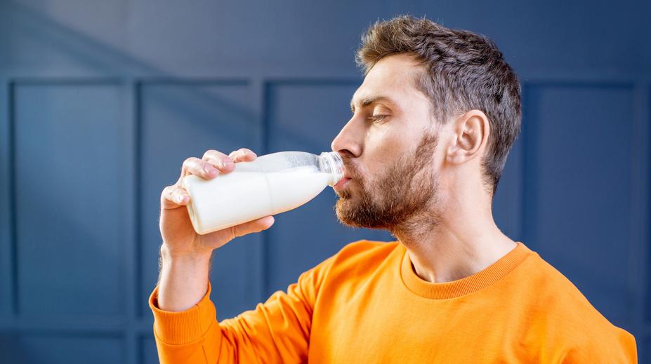 Lékaři varují před pitím mléka. Zvyšuje riziko vážného onemocnění