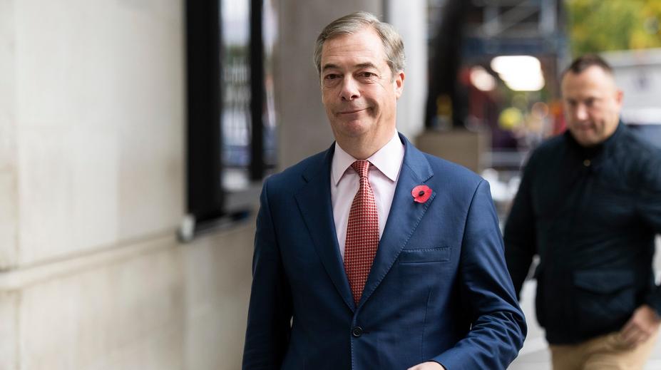Předčasné volby v Británii budou bez Farage! Ten kritizuje novou dohodu