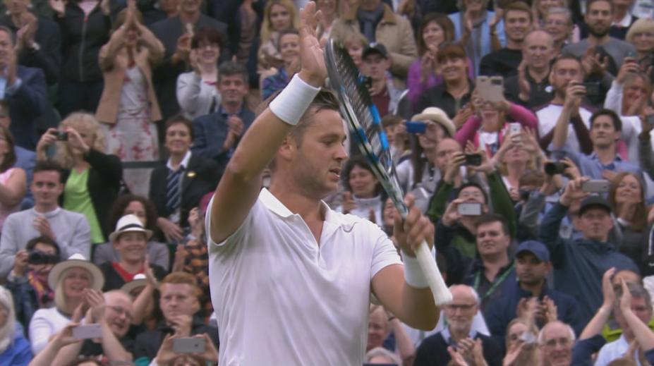 Místo rakety lopata! Oslnil slavný Wimbledon, kariéru mu ukončil covid