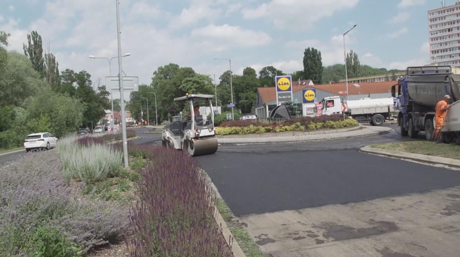 Bílina čelí dopravním komplikacím. Rekonstrukce ochromila hlavní tah