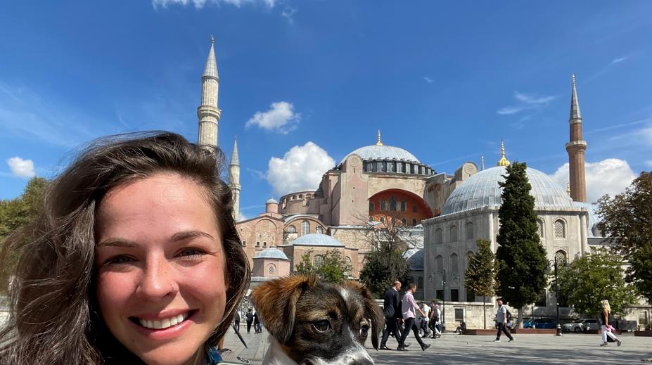 Češka šla pěšky do Istanbulu. Po více než čtvrt roce tam dorazila