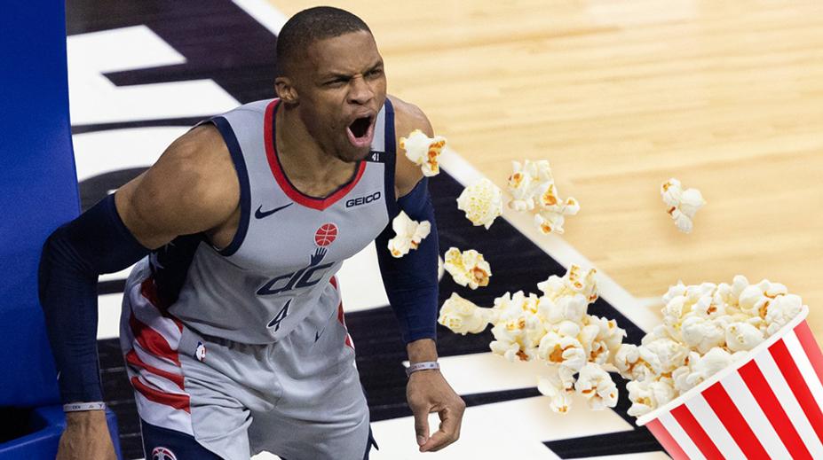 Hvězda Washingtonu zuří! Na cestě do šatny byla zasypána popcornem