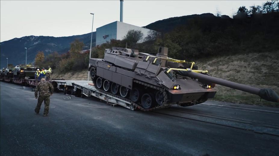 Švýcarsko už se nechce spoléhat na druhé. Masivně investuje do své obrany