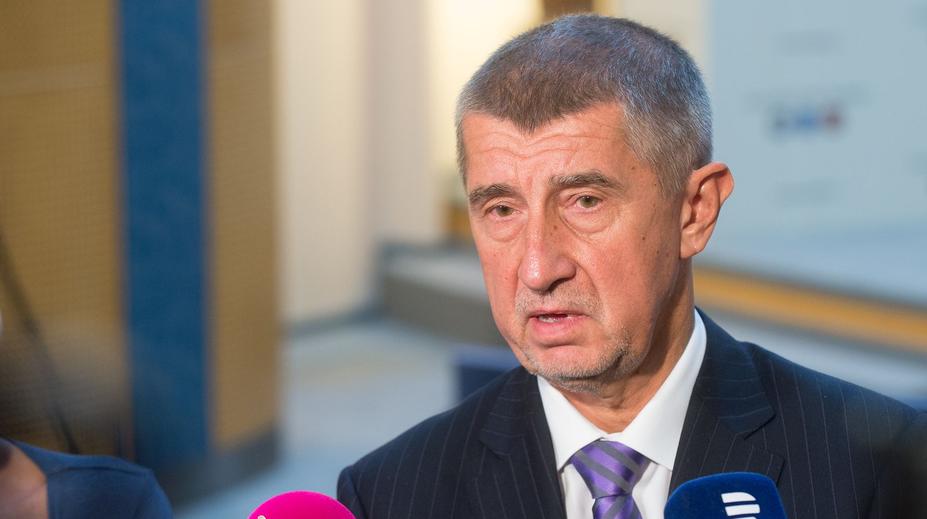 Kauza lithium: Babiš hrozí Havlíčkovi trestním oznámením!
