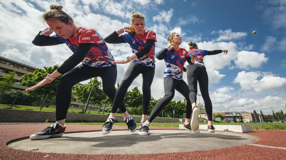 Kdo z olympioniků má čtyři nohy? Česká paralympionička míří k poslední metě