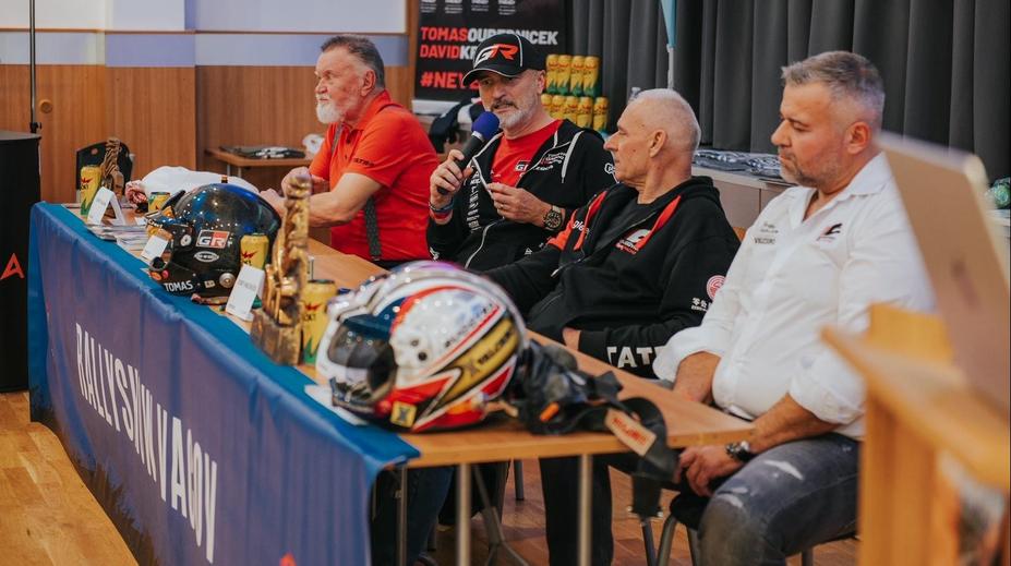 Reportérka TV Nova při Rallyshow perlila, podělila se o pikantní historky