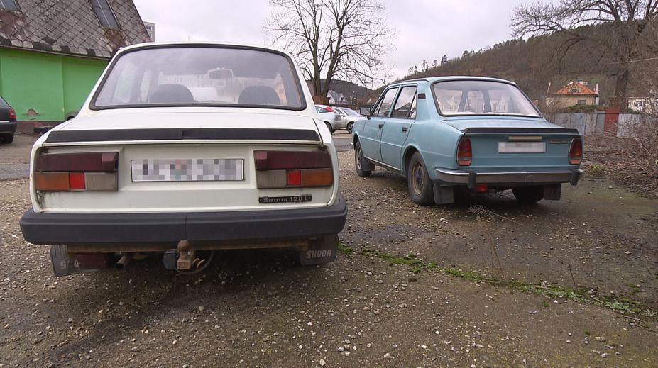 Fenomén Škoda 120: Typická vůně, zvuk motoru i vrzání dveří