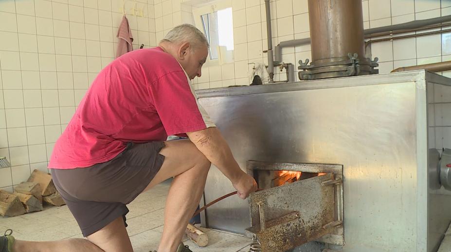 Pálenice už jedou na plné obrátky. Ovoce dozrává rychleji než v předchozích letech