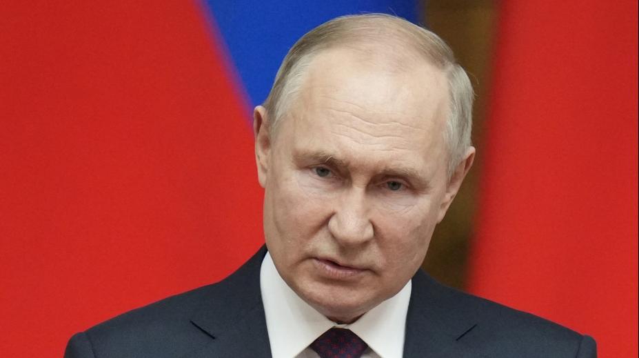 Navalná obvinila Putina ze satanismu. Mučí i manželovu mrtvolu, zoufá si